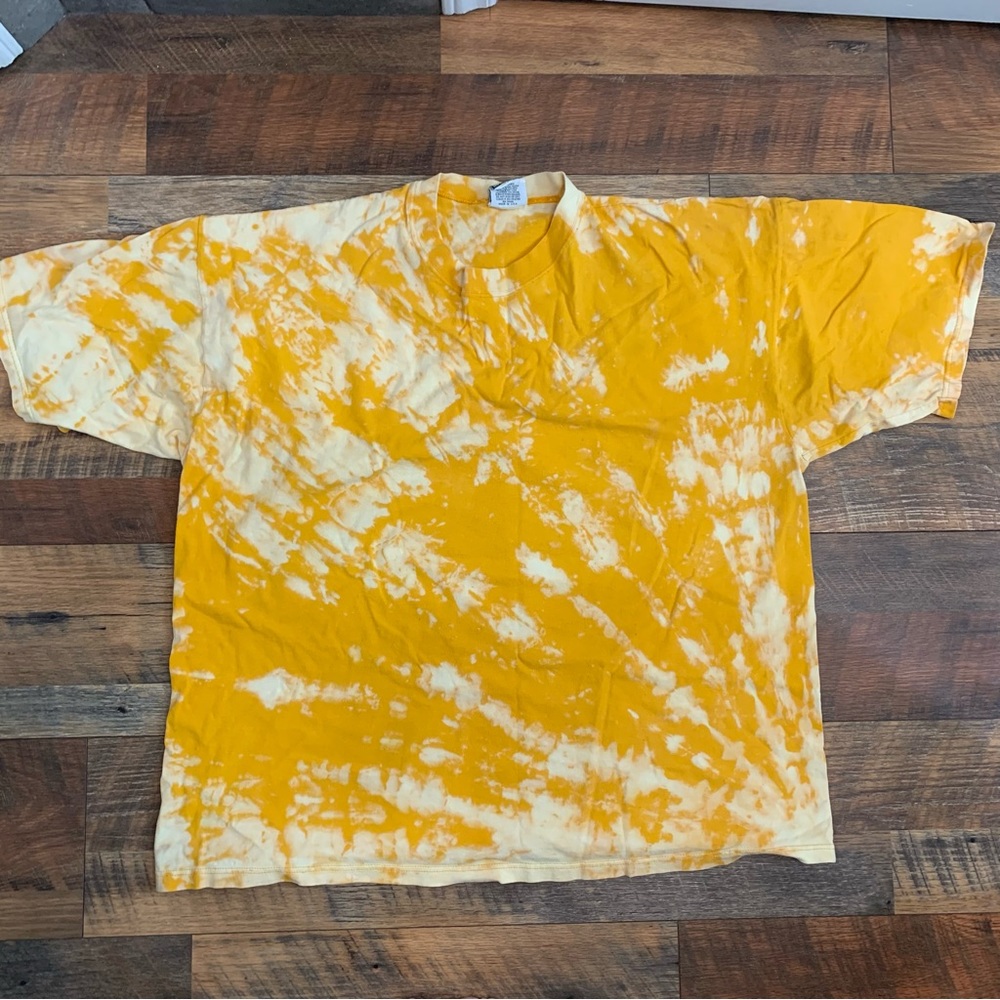 Vintage Lee Tshirt bleached size XL